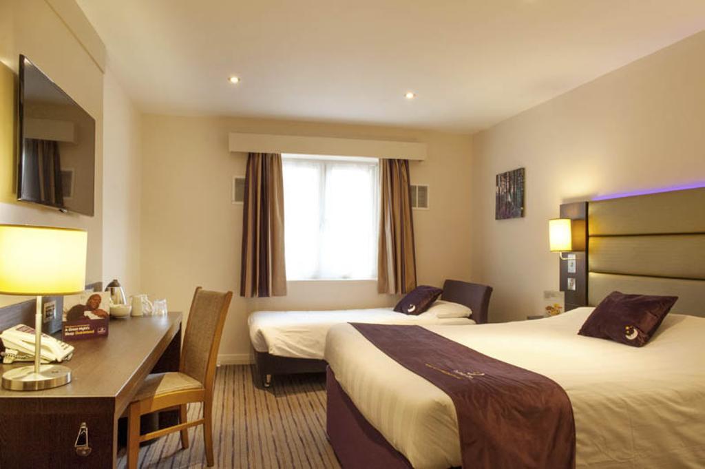 Premier Inn London Bexleyheath Exterior foto