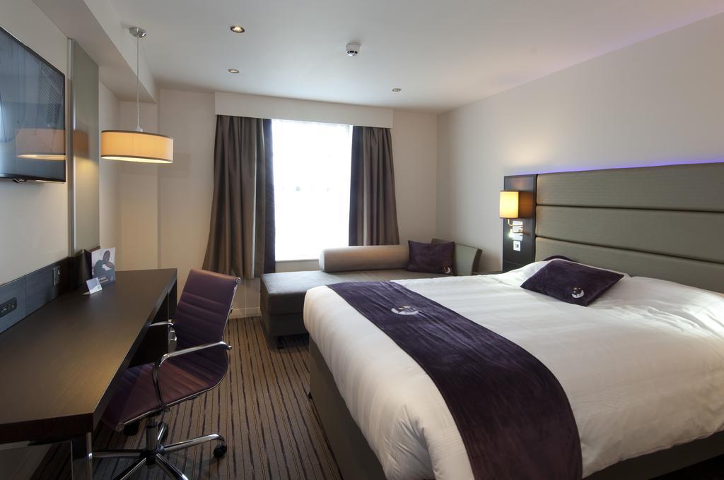 Premier Inn London Bexleyheath Exterior foto